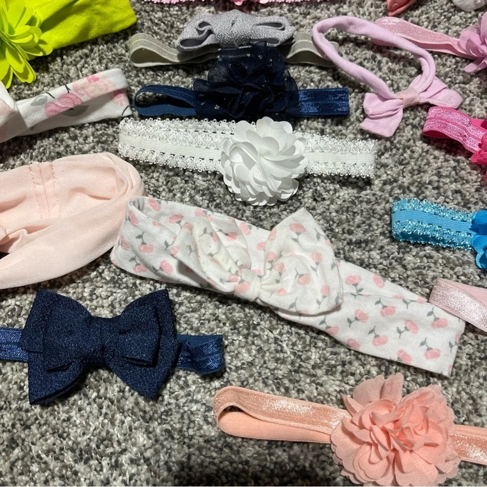 Large Lot Of 47 Baby Girl Headbands Bows & 5 Hats Infant & Toddler Stretch